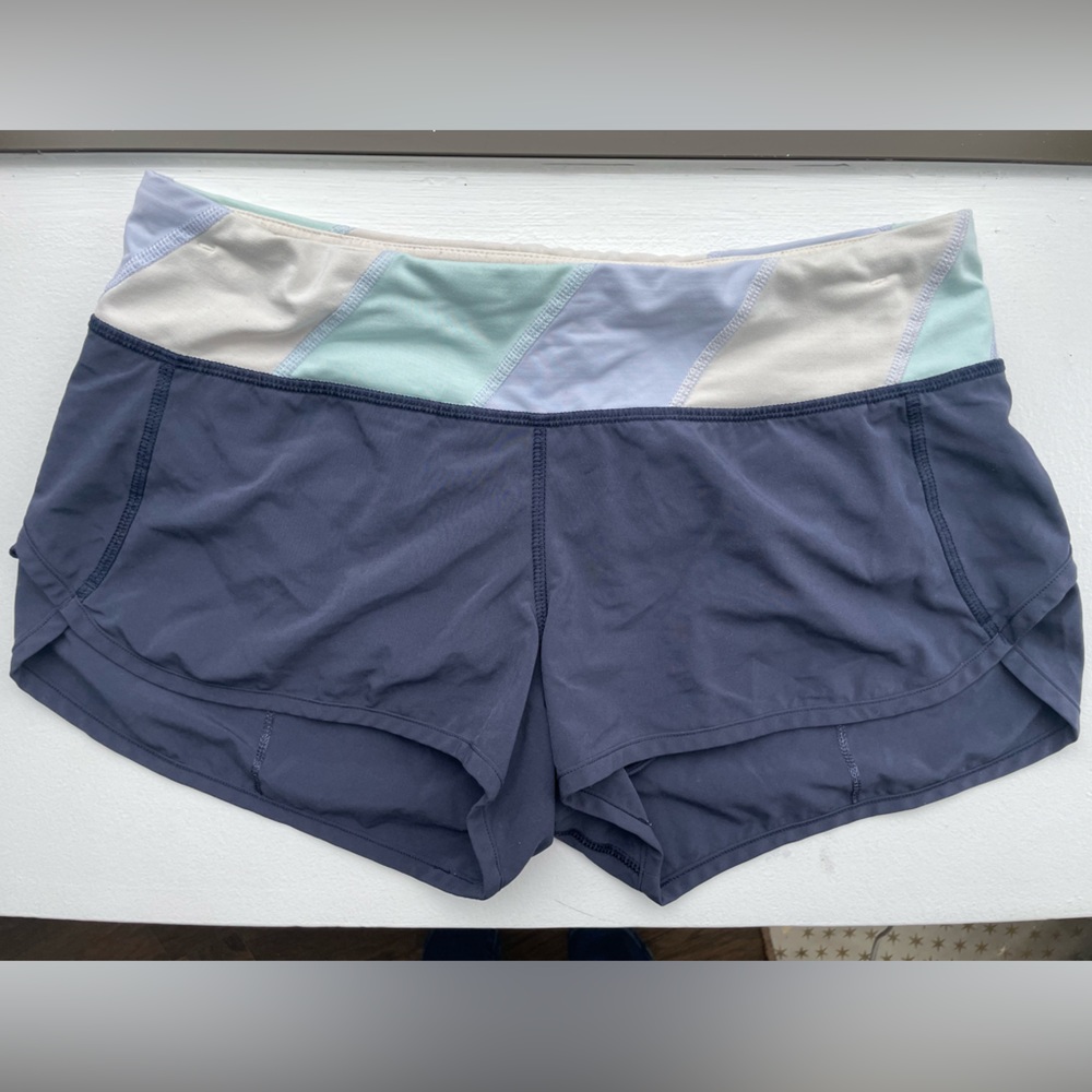 Lululemon - Speed Up Short